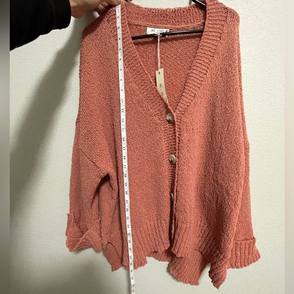 She + Skye Oversized Buttons Coral Cardigan Sweater NWT - Picture 11 of 11